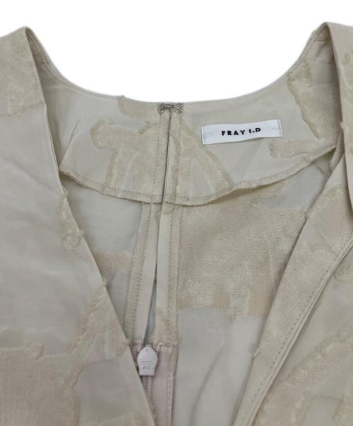 FRAY ID（フレイ アイディー）FRAY ID (フレイ アイディー) 長袖ワンピース ベージュ サイズ:1 未使用品の古着・服飾アイテム