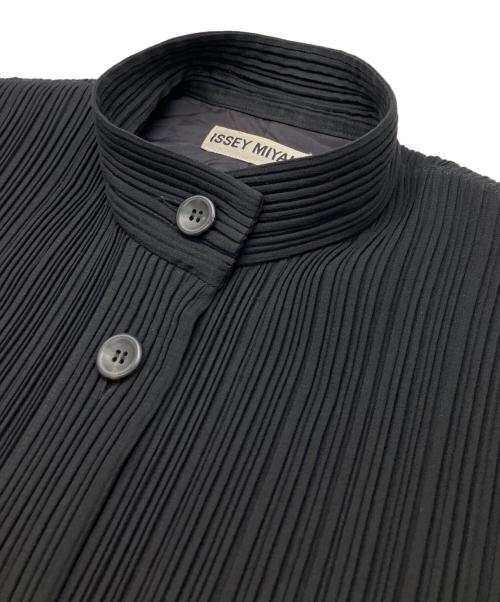 ISSEY MIYAKE（イッセイミヤケ）ISSEY MIYAKE (イッセイミヤケ) プリーツジャケット ブラック サイズ:Lの古着・服飾アイテム