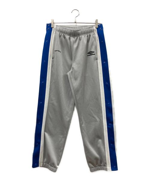 SUPREME（シュプリーム）SUPREME (シュプリーム) UMBRO (アンブロ) トラックパンツ ライトグレー サイズ:Sの古着・服飾アイテム