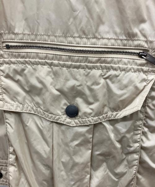 BURBERRY LONDON（バーバリーロンドン）BURBERRY LONDON (バーバリーロンドン) ナイロンジャケット ベージュ サイズ:Lの古着・服飾アイテム