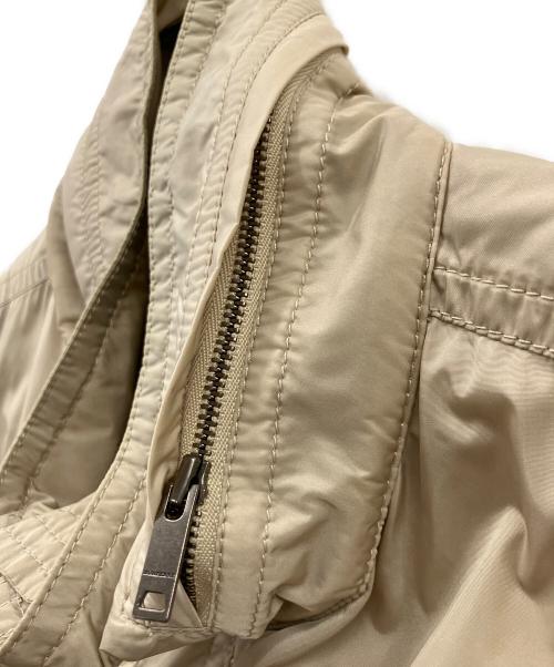 BURBERRY LONDON（バーバリーロンドン）BURBERRY LONDON (バーバリーロンドン) ナイロンジャケット ベージュ サイズ:Lの古着・服飾アイテム