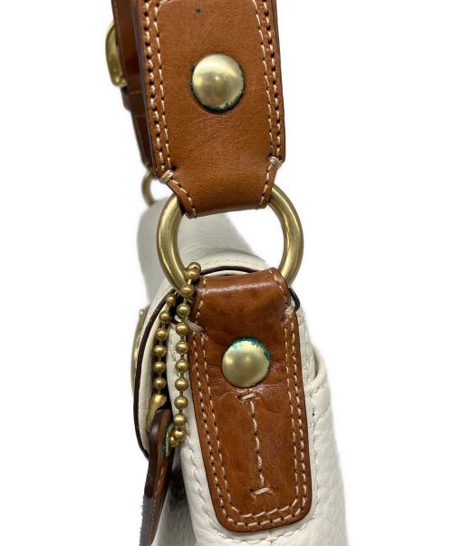 COACH（コーチ）COACH (コーチ) ショルダーバッグ アイボリーの古着・服飾アイテム