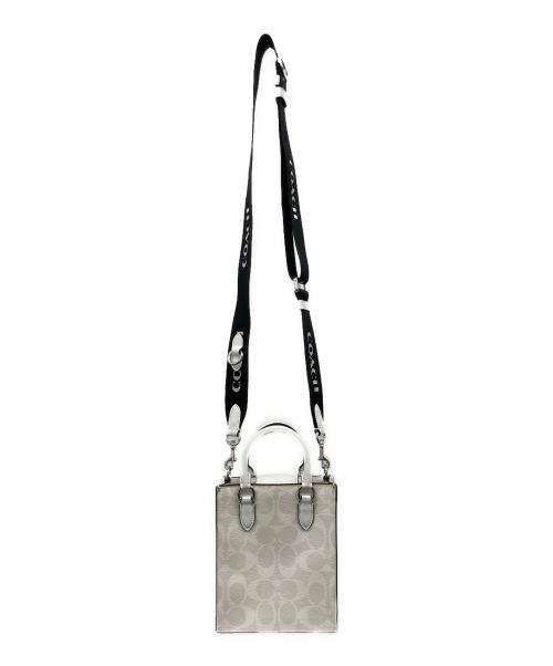 COACH（コーチ）COACH (コーチ) ショルダーバッグ ホワイトの古着・服飾アイテム