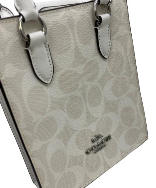 COACH（コーチ）COACH (コーチ) ショルダーバッグ ホワイトの古着・服飾アイテム