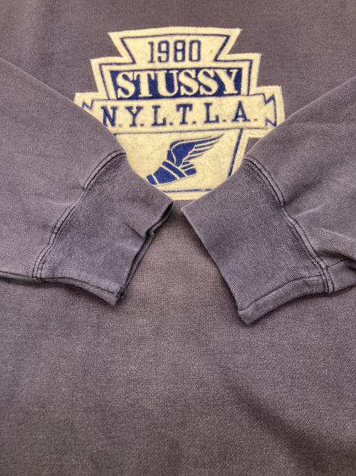 stussy（ステューシー）stussy (ステューシー) ヴィンテージクルーネックスウェット ネイビー サイズ:Mの古着・服飾アイテム