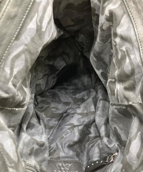 JIMMY CHOO（ジミーチュウ）JIMMY CHOO (ジミーチュウ) リュック ブラックの古着・服飾アイテム