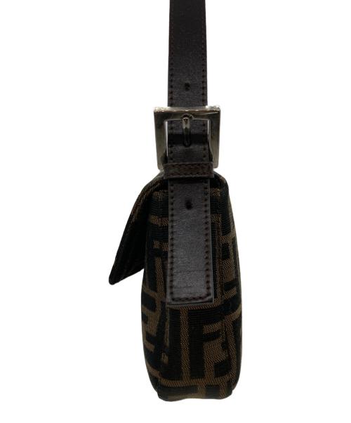 FENDI（フェンディ）FENDI (フェンディ) ショルダーバッグ ブラウンの古着・服飾アイテム