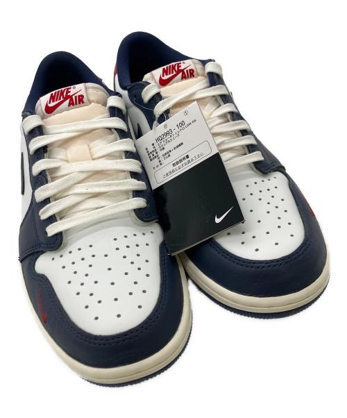 NIKE（ナイキ）NIKE (ナイキ) ローカットスニーカー ネイビー×ホワイト サイズ:27.5cm 未使用品の古着・服飾アイテム