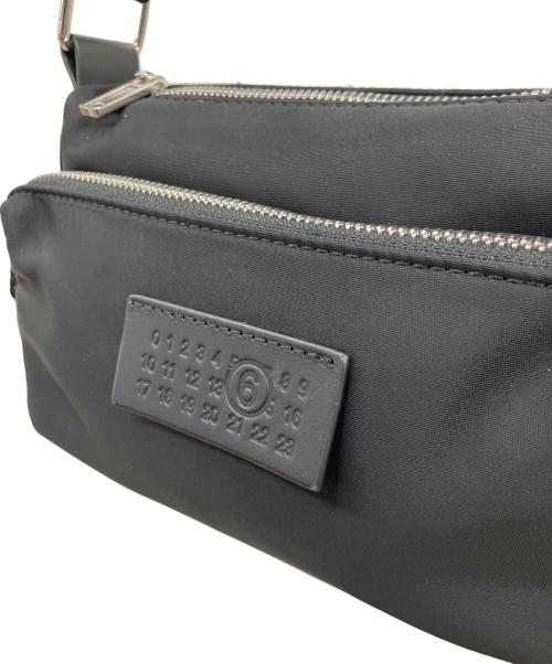 MM6 Maison Margiela（エムエムシックスメゾンマルジェラ）MM6 Maison Margiela (エムエムシックスメゾンマルジェラ) ショルダーバッグ ブラックの古着・服飾アイテム