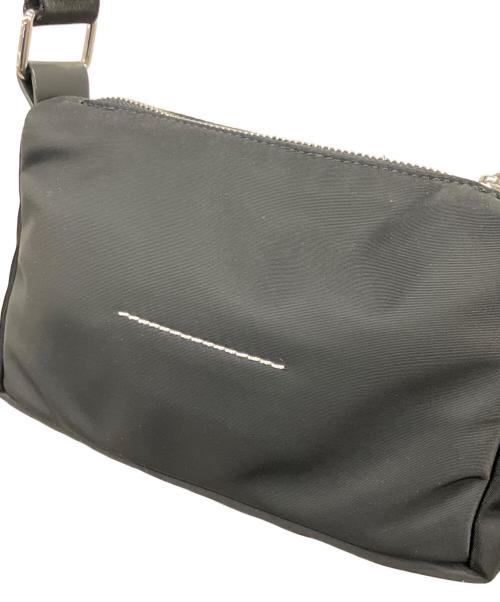 MM6 Maison Margiela（エムエムシックスメゾンマルジェラ）MM6 Maison Margiela (エムエムシックスメゾンマルジェラ) ショルダーバッグ ブラックの古着・服飾アイテム