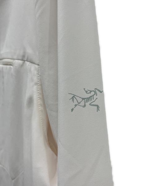 ARC'TERYX（アークテリクス）ARC'TERYX (アークテリクス) 長袖シャツ ホワイト サイズ:Mの古着・服飾アイテム