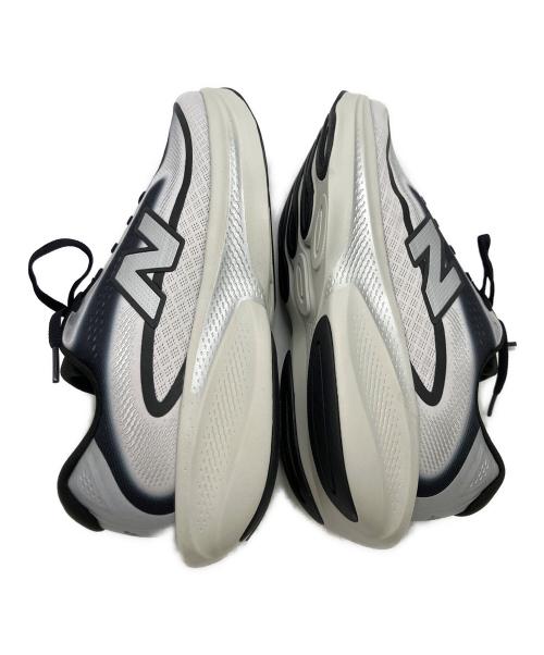 NEW BALANCE（ニューバランス）NEW BALANCE (ニューバランス) ローカットスニーカー ブラック×グレー サイズ:28cmの古着・服飾アイテム