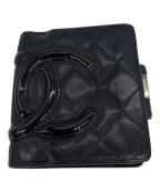 CHANELシャネル）の古着「2つ折り財布」｜ブラック・ピンク