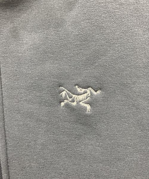 ARC'TERYX（アークテリクス）ARC'TERYX (アークテリクス) ジップパーカー ブラック サイズ:Mの古着・服飾アイテム