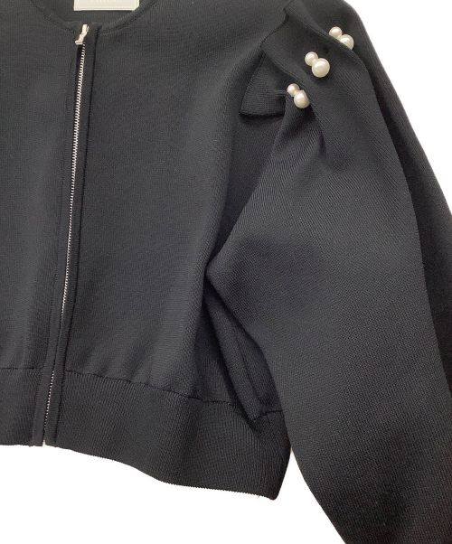 CELFORD（セルフォード）CELFORD (セルフォード) パール付ニットブルゾン ブラック サイズ:36 未使用品の古着・服飾アイテム