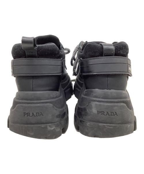 PRADA（プラダ）PRADA (プラダ) 2EE324 ペガサス ブラック サイズ:6 1/2の古着・服飾アイテム