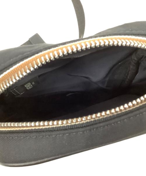 FENDI（フェンディ）FENDI (フェンディ) ペカンショルダーバッグ ブラックの古着・服飾アイテム