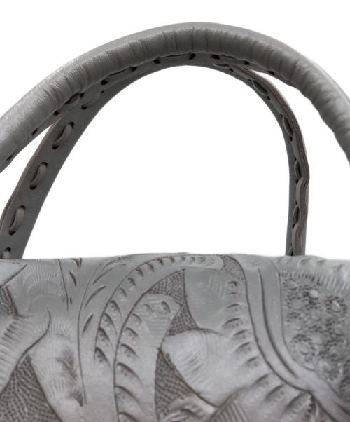 Carving Tribes（カービングトライブス）Carving Tribes (カービングトライブス) マエストラS グレーの古着・服飾アイテム