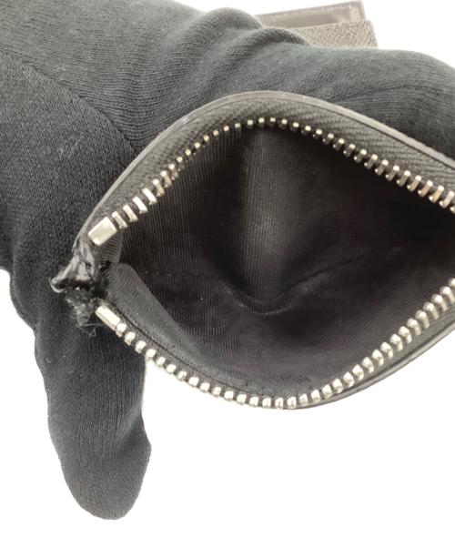 Maison Margiela（メゾンマルジェラ）Maison Margiela (メゾンマルジェラ) 4ステッチ フリップフラップウォレット ブラックの古着・服飾アイテム