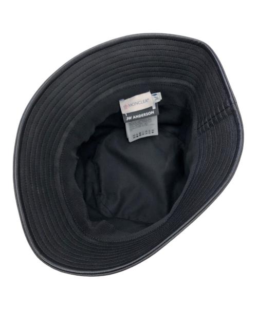 MONCLER GENIUS（モンクレール ジーニアス）MONCLER GENIUS (モンクレール ジーニアス) レザーバケットハット ブラック サイズ:Mの古着・服飾アイテム