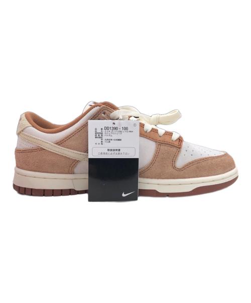 NIKE（ナイキ）NIKE (ナイキ) スニーカー ベージュ サイズ:26cm 未使用品の古着・服飾アイテム