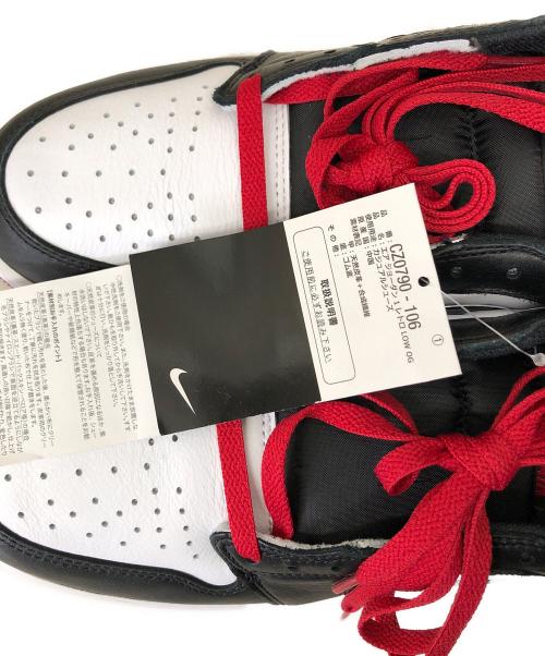 NIKE（ナイキ）NIKE (ナイキ) スニーカー ホワイト×ブラック サイズ:28.5 未使用品の古着・服飾アイテム