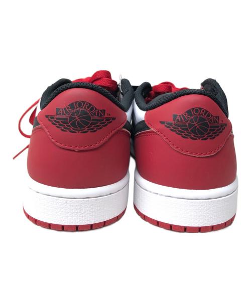 NIKE（ナイキ）NIKE (ナイキ) スニーカー ホワイト×ブラック サイズ:28.5 未使用品の古着・服飾アイテム