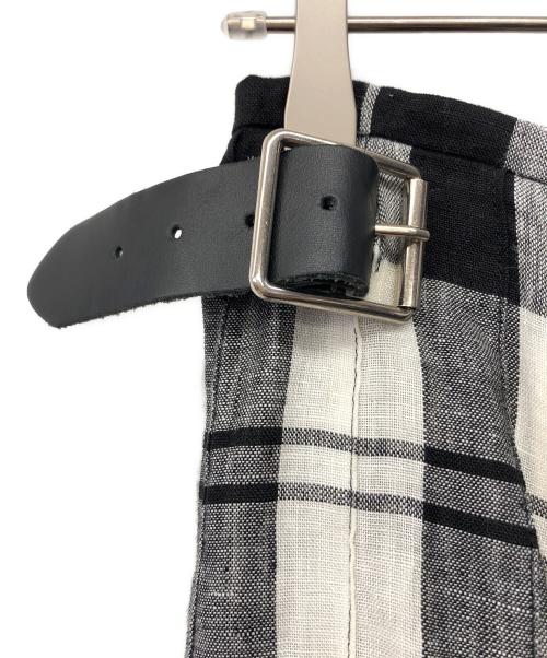 O’NEIL OF DUBLIN（オニールオブダブリン）O’NEIL OF DUBLIN (オニールオブダブリン) リネンラップスカート ホワイト×ブラック サイズ:Sの古着・服飾アイテム