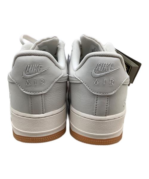 NIKE（ナイキ）NIKE (ナイキ) スニーカー ホワイト サイズ:27 未使用品の古着・服飾アイテム