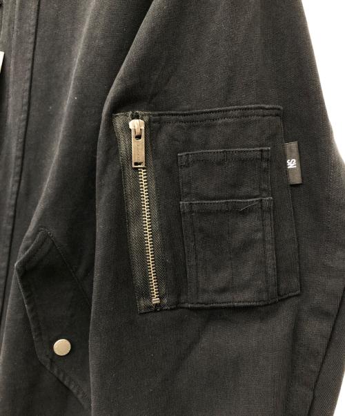 GU UNDERCOVER（ジーユー×アンダーカバー）GU UNDERCOVER (ジーユー×アンダーカバー) リブブルゾン ブラック サイズ:Mの古着・服飾アイテム