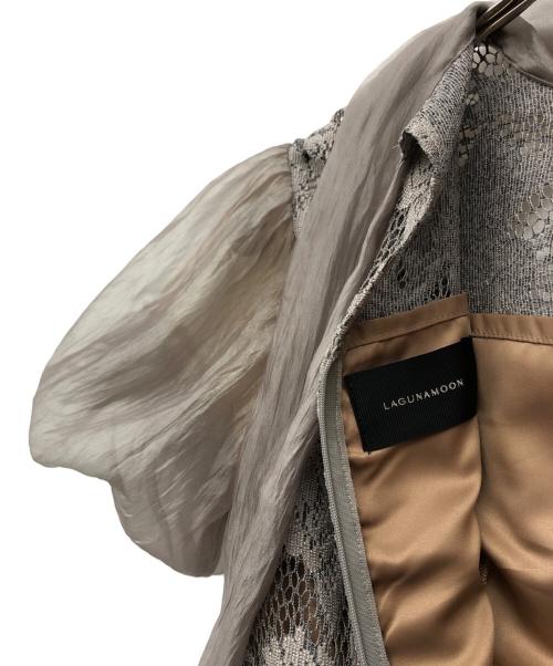 LAGUNA MOON（ラグナムーン）LAGUNA MOON (ラグナムーン) ジャガードレースフレアーワンピース グレー×ベージュ サイズ:Mの古着・服飾アイテム