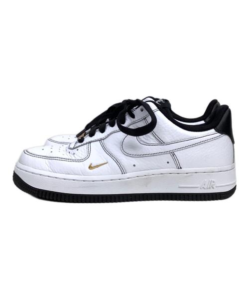 NIKE（ナイキ）NIKE (ナイキ) W AIR FORCE 1 '07 MINI JEWEL ホワイト×ブラック サイズ:23.5cmの古着・服飾アイテム