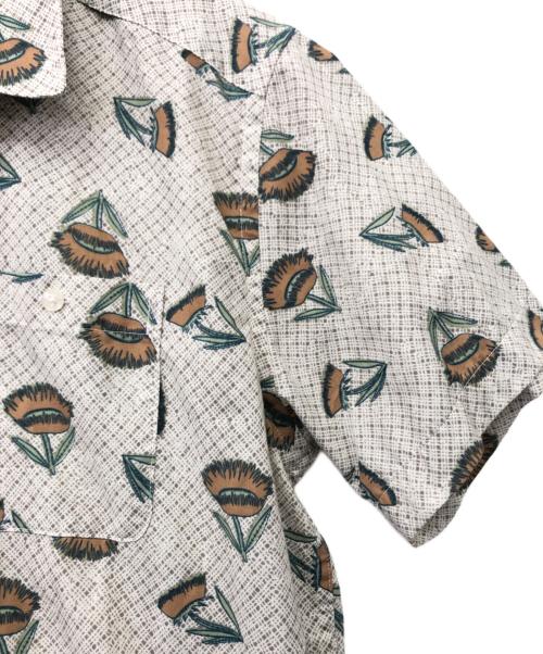 Patagonia（パタゴニア）Patagonia (パタゴニア) ゴー・トゥ・シャツ ベージュ サイズ:Lの古着・服飾アイテム