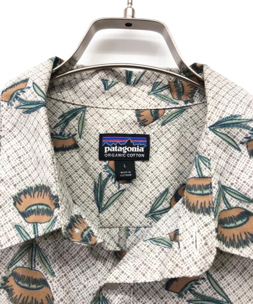 Patagonia（パタゴニア）Patagonia (パタゴニア) ゴー・トゥ・シャツ ベージュ サイズ:Lの古着・服飾アイテム