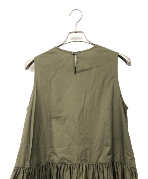 universal tissu（ユニバーサルティシュ）universal tissu (ユニバーサルティシュ) ノースリーブワンピース オリーブ サイズ:不明の古着・服飾アイテム
