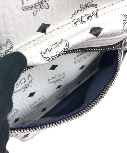 MCM（エムシーエム）MCM (エムシーエム) リュック ホワイトの古着・服飾アイテム