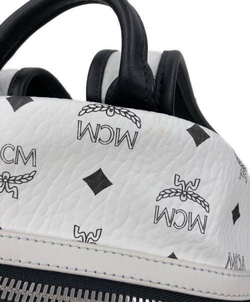 MCM（エムシーエム）MCM (エムシーエム) リュック ホワイトの古着・服飾アイテム