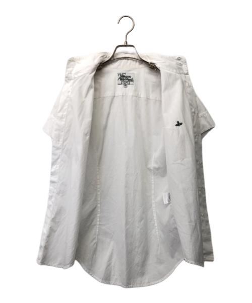 Vivienne Westwood（ヴィヴィアンウエストウッド）Vivienne Westwood (ヴィヴィアンウエストウッド) 半袖シャツ ホワイト サイズ:46の古着・服飾アイテム