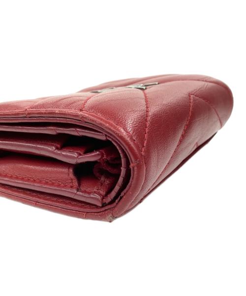 Saint Laurent Paris（サンローランパリ）Saint Laurent Paris (サンローランパリ) 2つ折りコンパクト財布 レッドの古着・服飾アイテム