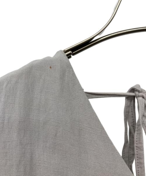 RANDEBOO（ランデブー）RANDEBOO (ランデブー) 半袖ワンピース ライトグレー サイズ:FREEの古着・服飾アイテム