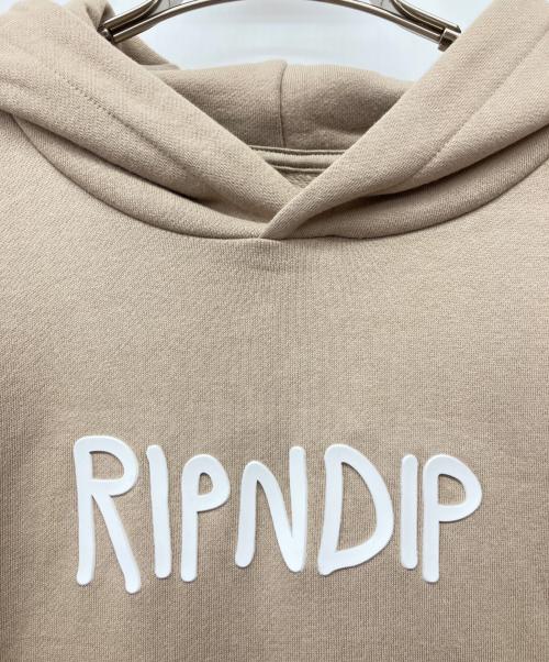RIPNDIP（リップンディップ）RIPNDIP (リップンディップ) プルオーバーパーカー ベージュ サイズ:L 未使用品の古着・服飾アイテム