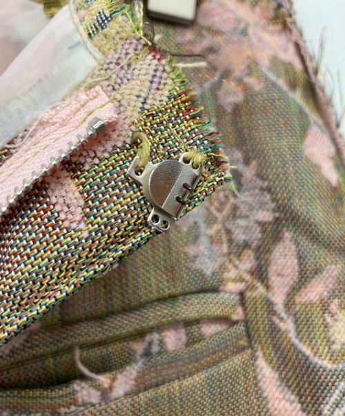 IGI（イジ）IGI (イジ) ワイドパンツ カーキの古着・服飾アイテム