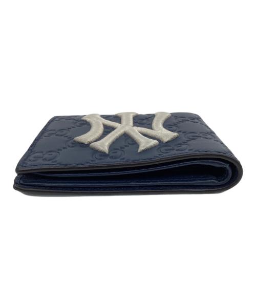 GUCCI（グッチ）GUCCI (グッチ) NEW YORK YANKEES (ニューヨークヤンキース) グッチシマ　2つ折り札入れ ネイビーの古着・服飾アイテム