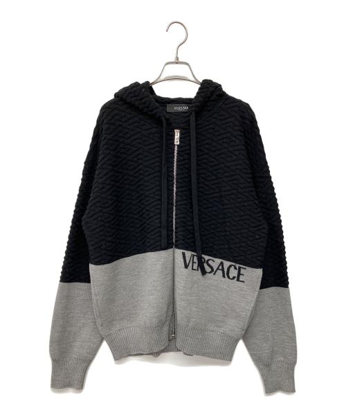 VERSACE（ヴェルサーチェ）VERSACE (ヴェルサーチェ) ジップ付ウールスウェットシャツ グレー×ブラック サイズ:Sの古着・服飾アイテム