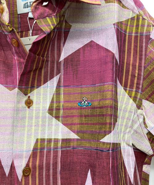 Vivienne Westwood（ヴィヴィアンウエストウッド）Vivienne Westwood (ヴィヴィアンウエストウッド) 00’s サベージ スター柄 L/S ライカ期  ピンク サイズ:1 未使用品の古着・服飾アイテム
