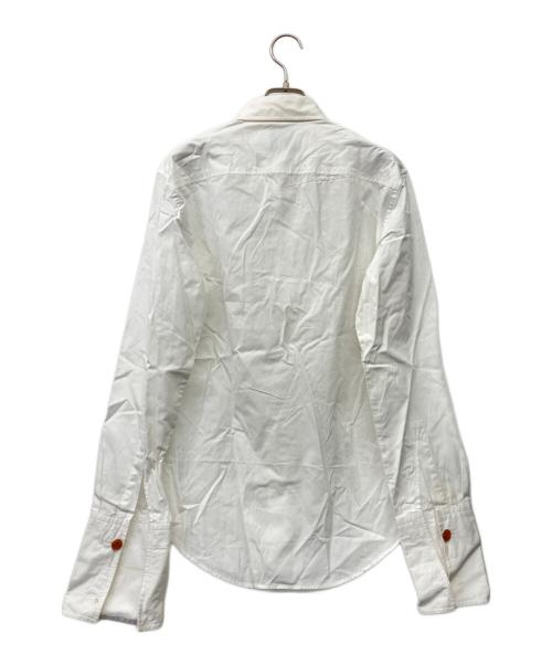 Vivienne Westwood（ヴィヴィアンウエストウッド）Vivienne Westwood (ヴィヴィアンウエストウッド) 00’s オーブ刺繍L/S ライカ社 日本製 ホワイト サイズ:46の古着・服飾アイテム