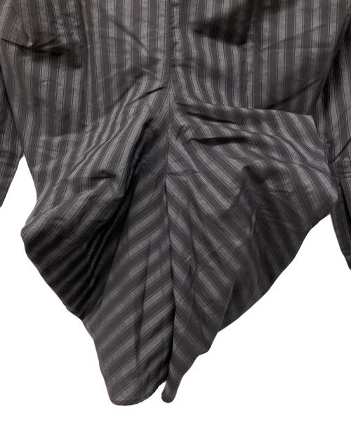 COMME des GARCONS（コムデギャルソン）COMME des GARCONS (コムデギャルソン) 00's　変形ストライプ絞りL/S  グレー サイズ:Sの古着・服飾アイテム