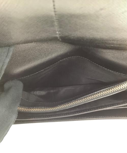 PRADA（プラダ）PRADA (プラダ) フラップウォレット ブラックの古着・服飾アイテム