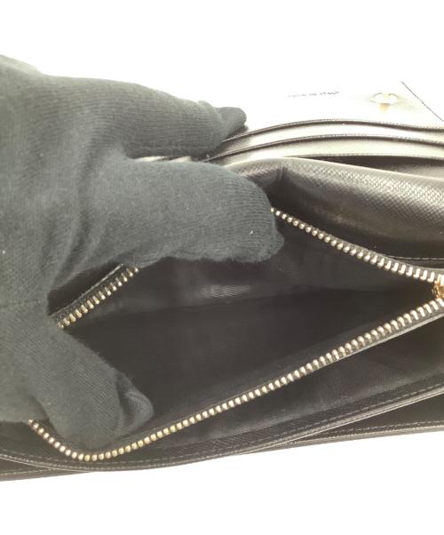 PRADA（プラダ）PRADA (プラダ) フラップウォレット ブラックの古着・服飾アイテム