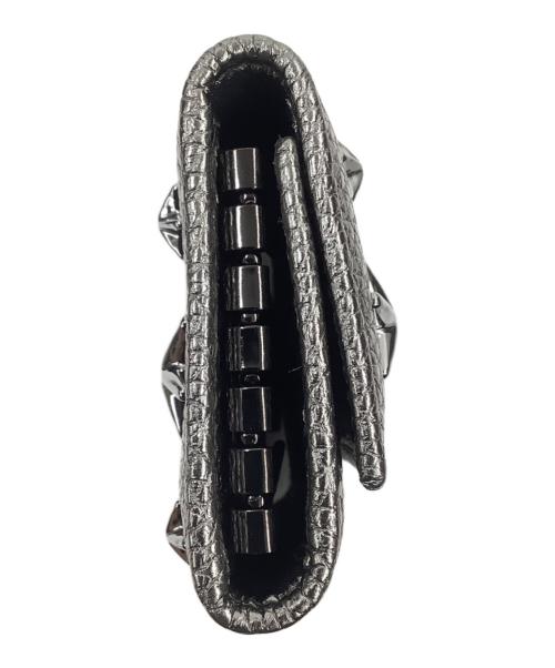 JIMMY CHOO（ジミーチュウ）JIMMY CHOO (ジミーチュウ) NEPTUNE UUR　キーケース シルバーの古着・服飾アイテム